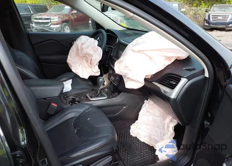 2018 Jeep Cherokee Latitude Plus 4X4 из США, поврежденный, VIN 1C4PJMLXXJD601907